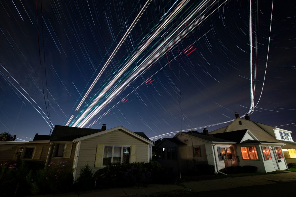 Long Exposure Photography of Airplanes by Pete Mauney