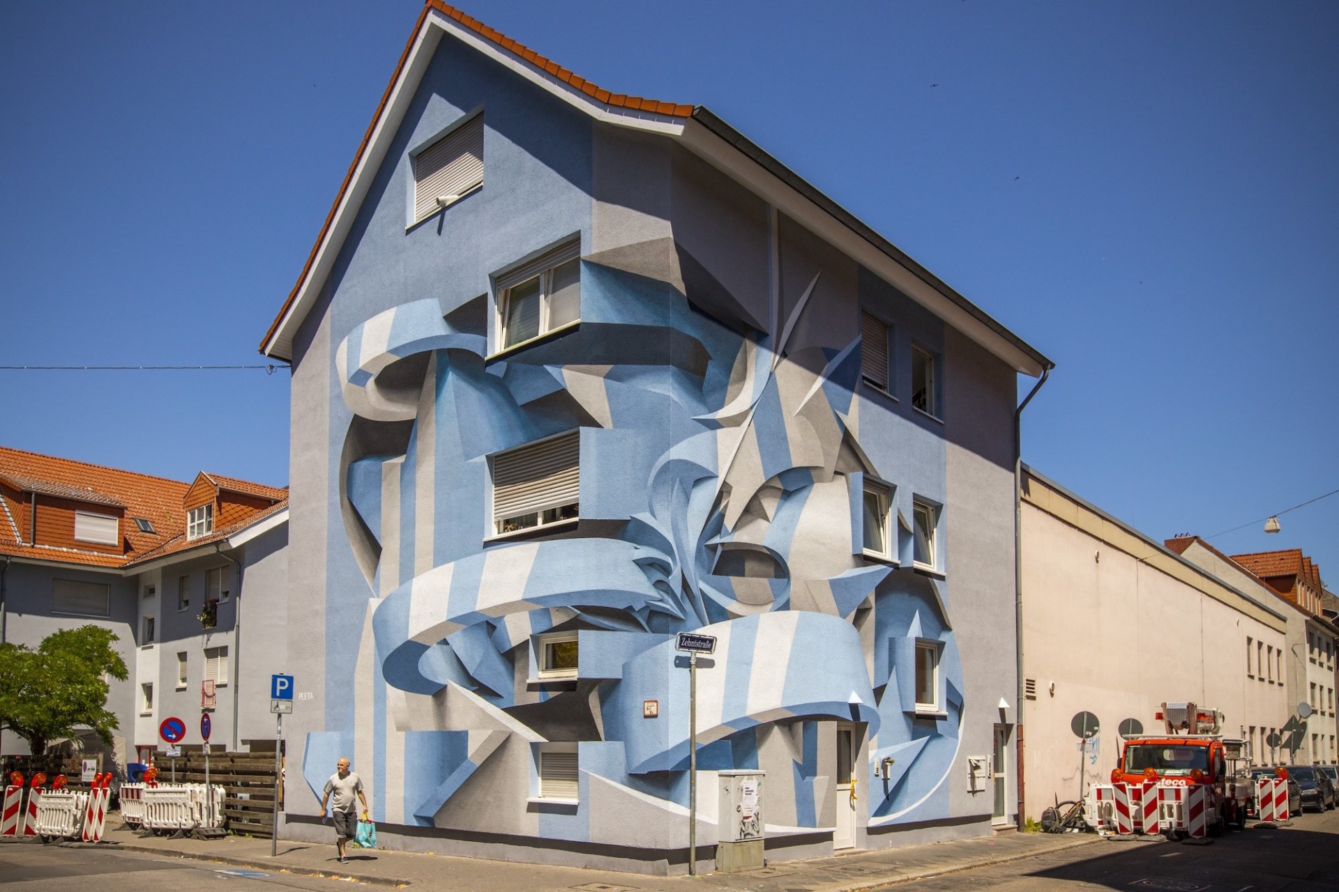 Anamorphic Street Art and Graffiti by Peeta
